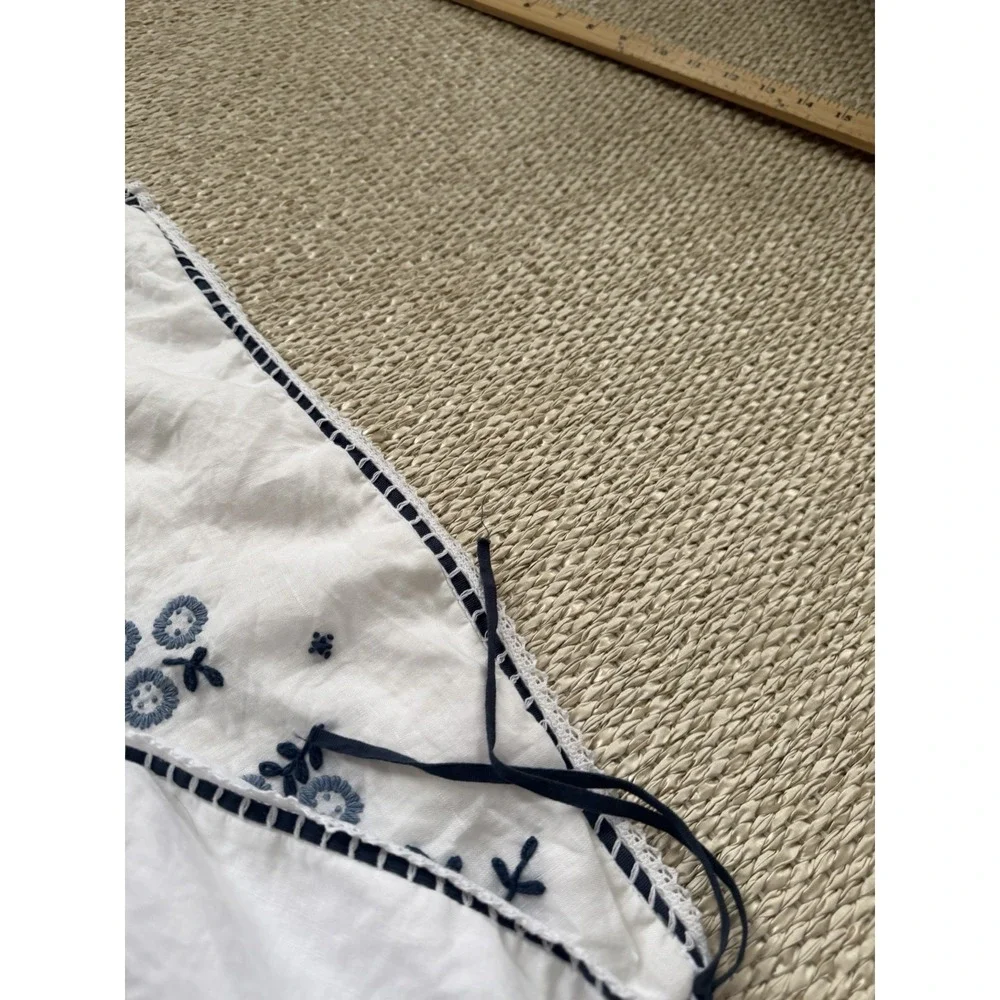 Vintage Lauren Ralph Lauren White Blue Floral Trim Embroidered Pillow Cases Sham